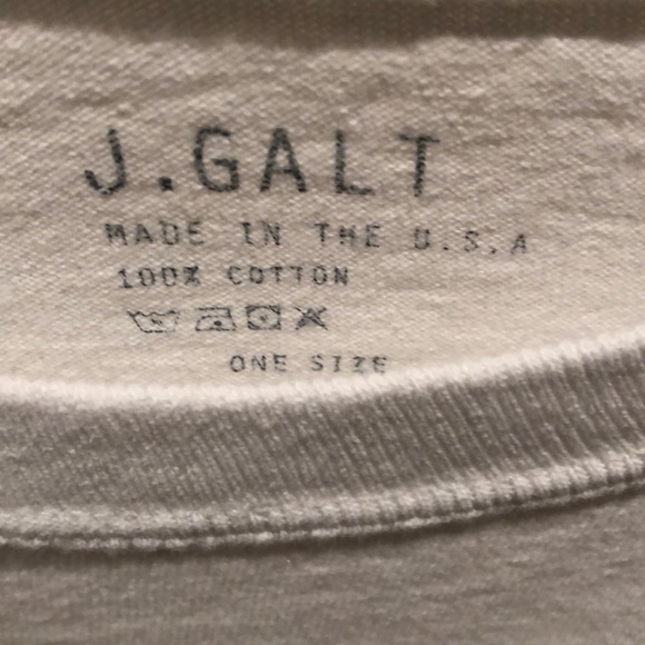 Brandy Melville tee - Picture 3 of 3